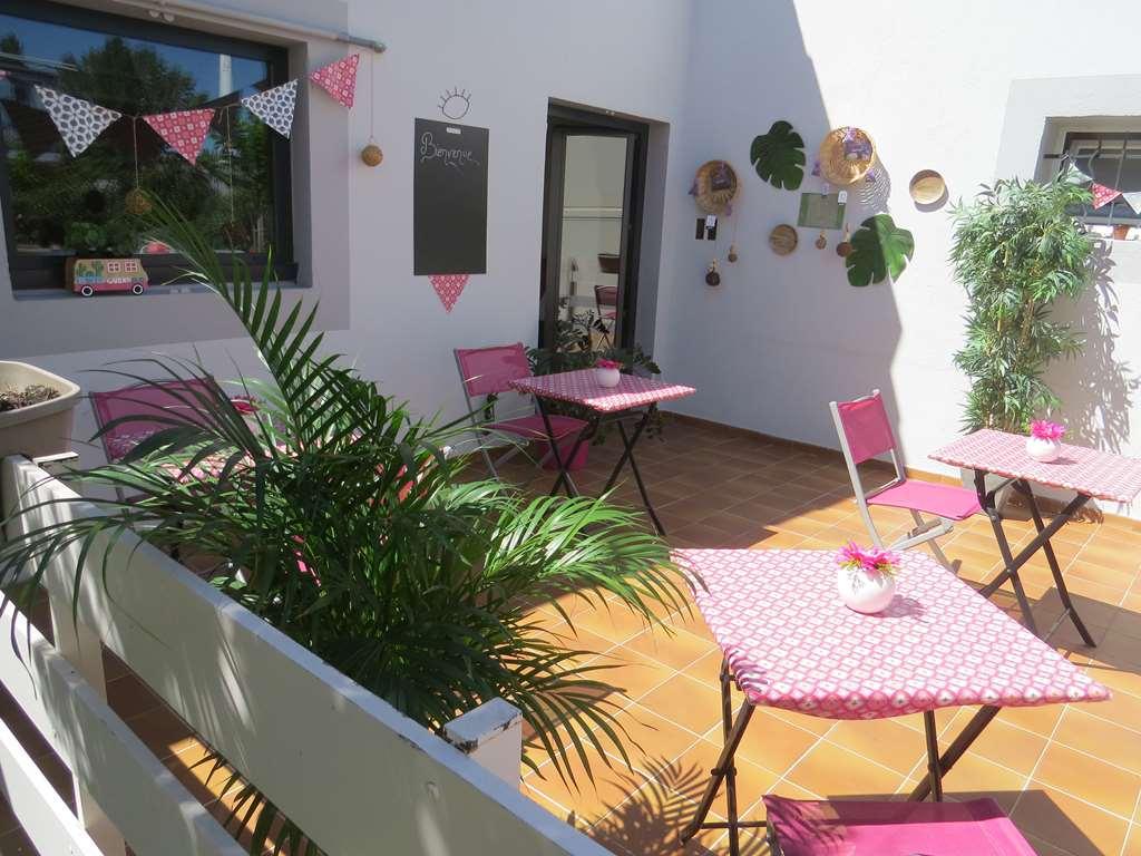 Hotel Kyriad Cap Sud Авиньон Екстериор снимка