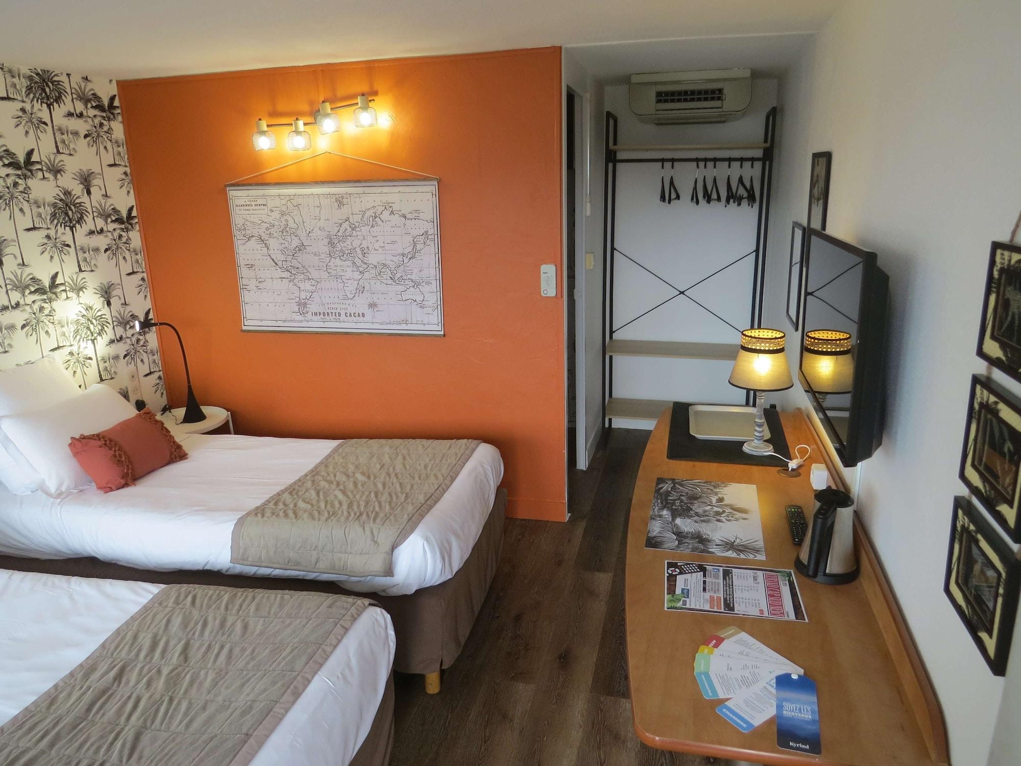 Hotel Kyriad Cap Sud Авиньон Екстериор снимка