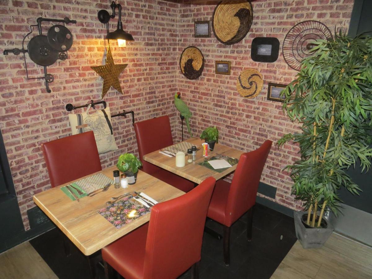 Hotel Kyriad Cap Sud Авиньон Екстериор снимка